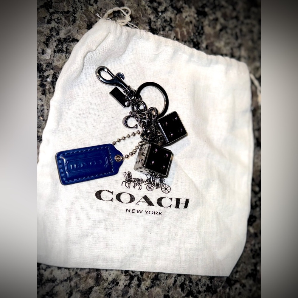 NAVY BLUE COACH HANGTAG & GUNMETAL BAG CHARM WITH DUSTY